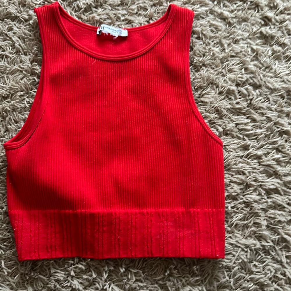 NWOT-Zara women’s red halter ribbed knit cropped tank